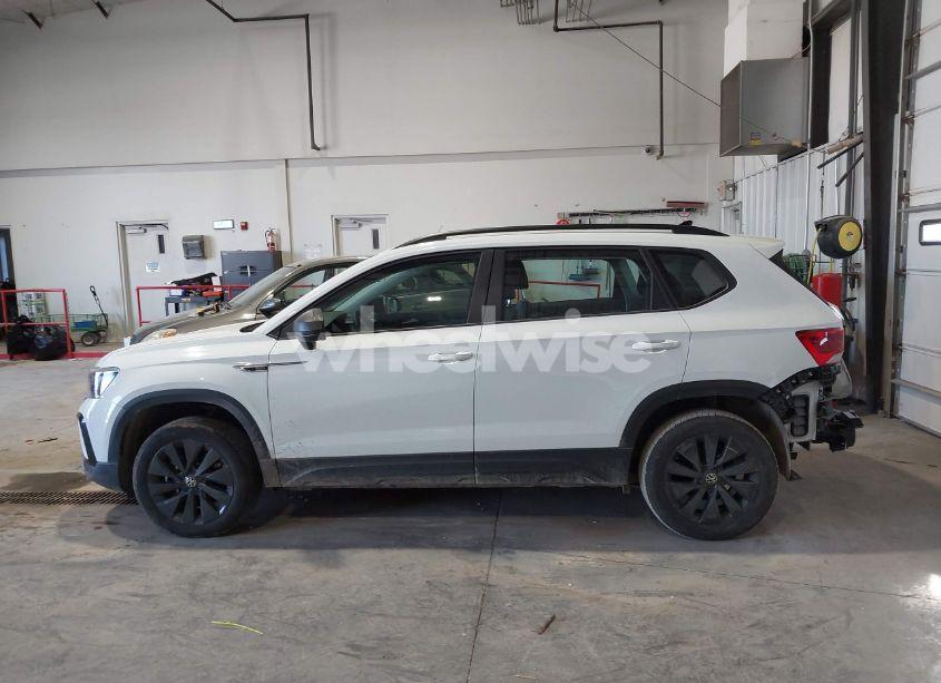 Photo 15 of 2024 Volkswagen Taos 1.5T S (VIN 3VV5X7B28RM075940)