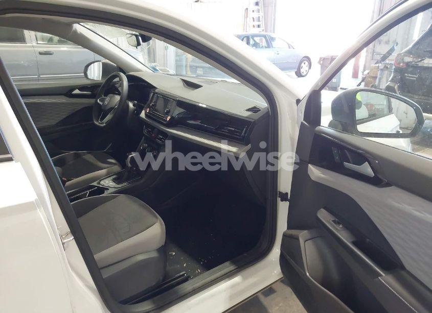 Photo 5 of 2024 Volkswagen Taos 1.5T S (VIN 3VV5X7B28RM075940)