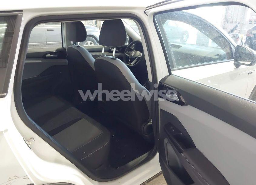 Photo 8 of 2024 Volkswagen Taos 1.5T S (VIN 3VV5X7B28RM075940)