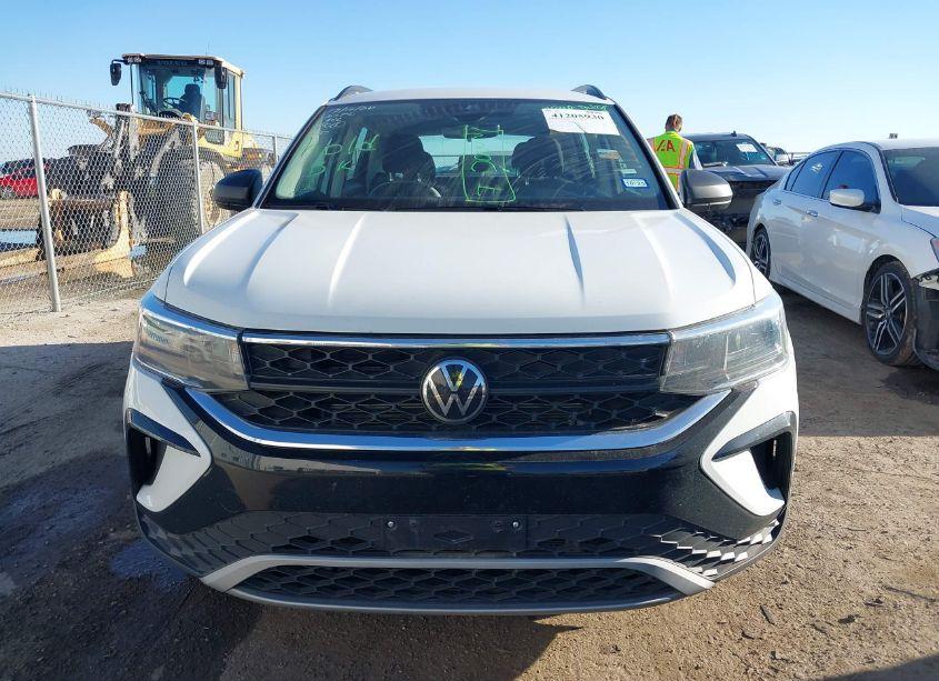 Photo 13 of 2024 Volkswagen Taos 1.5T S (VIN 3VV5X7B29RM024074)