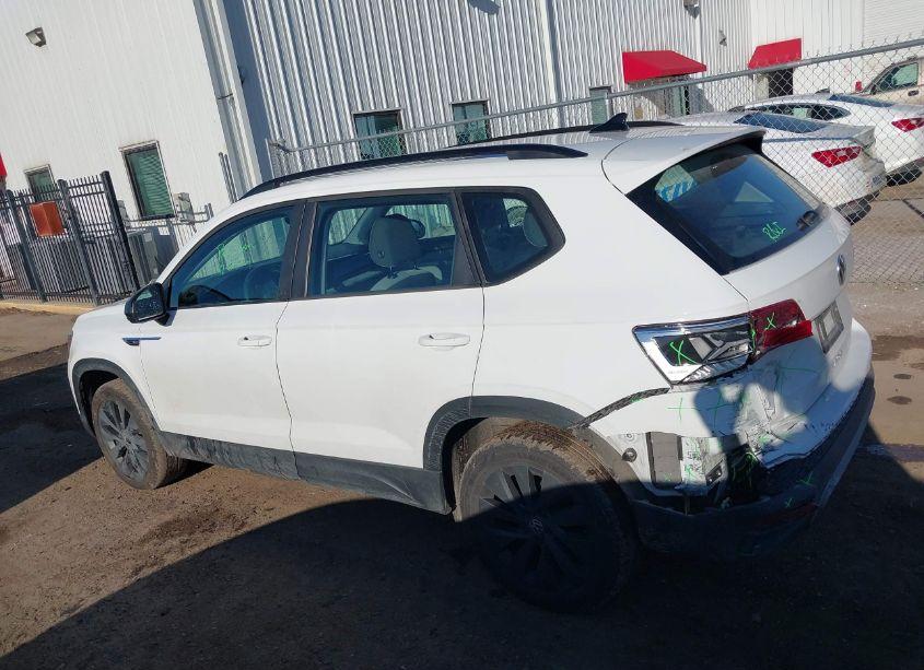 Photo 15 of 2024 Volkswagen Taos 1.5T S (VIN 3VV5X7B29RM024074)