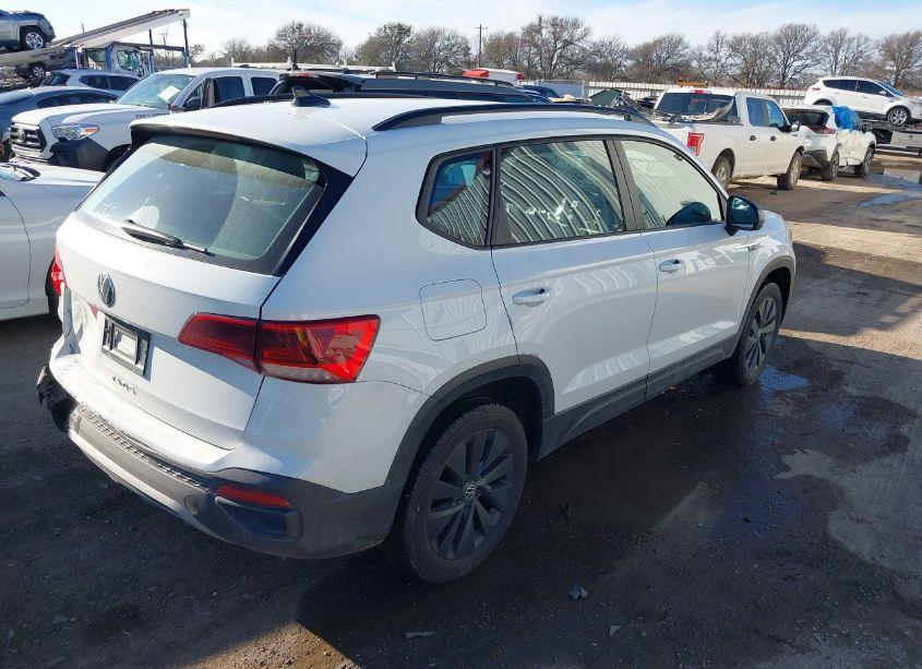 Photo 4 of 2024 Volkswagen Taos 1.5T S (VIN 3VV5X7B29RM024074)