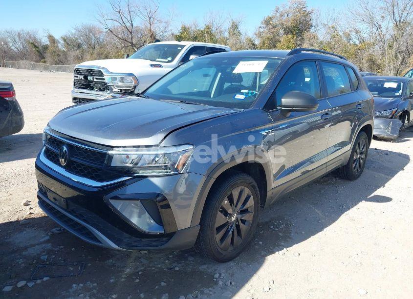 Photo 2 of 2024 Volkswagen Taos 1.5T S (VIN 3VV5X7B2XRM001614)