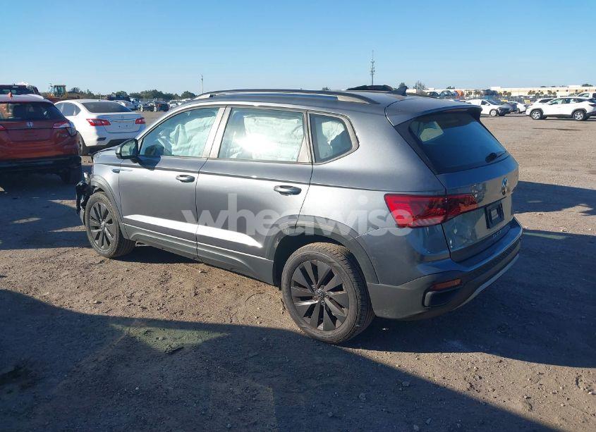 Photo 3 of 2024 Volkswagen Taos 1.5T S (VIN 3VV5X7B2XRM003346)