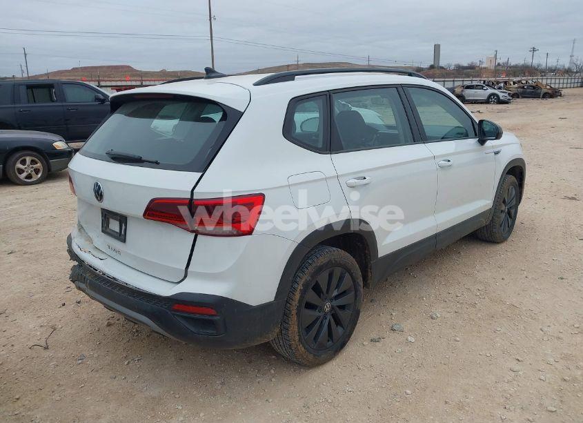 Photo 4 of 2024 Volkswagen Taos 1.5T S (VIN 3VV5X7B2XRM027730)