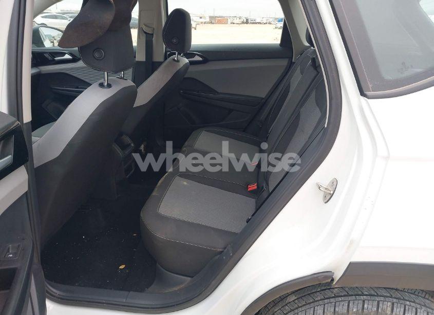 Photo 8 of 2024 Volkswagen Taos 1.5T S (VIN 3VV5X7B2XRM027730)