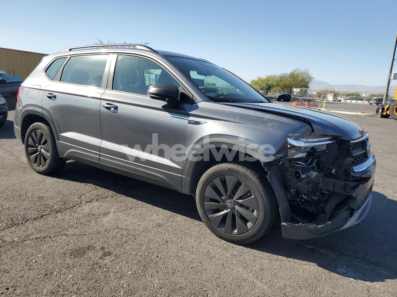 Photo 4 of 2024 VOLKSWAGEN TAOS S (VIN 3VV5X7B2XRM039277)