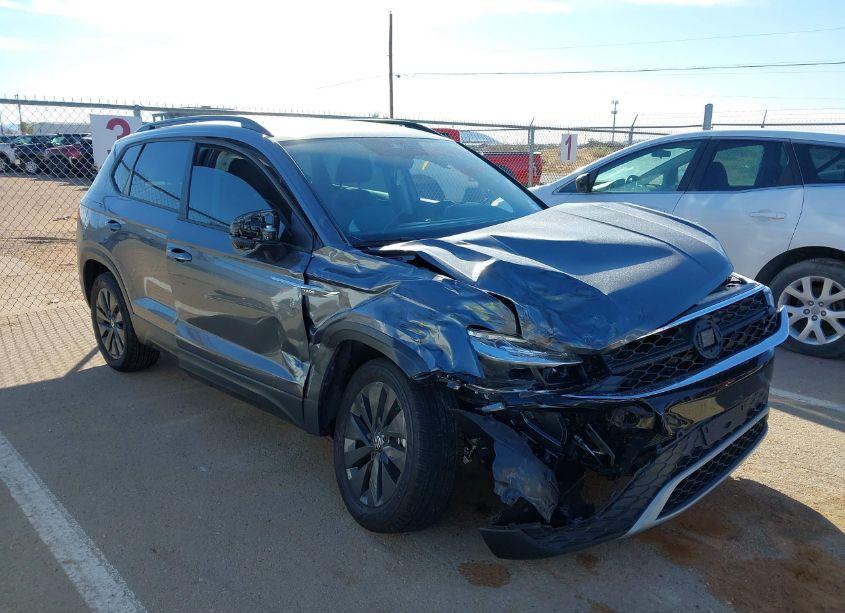 2024 Volkswagen Taos 1.5T S (VIN 3VV5X7B2XRM052837) main photo