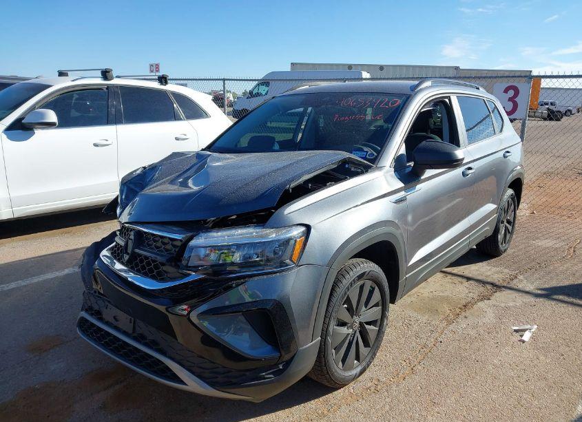 Photo 2 of 2024 Volkswagen Taos 1.5T S (VIN 3VV5X7B2XRM052837)