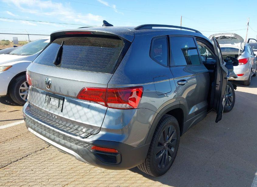 Photo 4 of 2024 Volkswagen Taos 1.5T S (VIN 3VV5X7B2XRM052837)