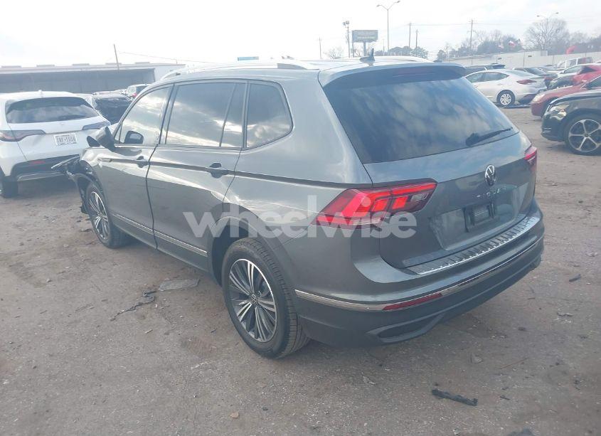 Photo 3 of 2024 Volkswagen Tiguan 2.0T WOLFSBURG EDITION (VIN 3VV6B7AX4RM234467)