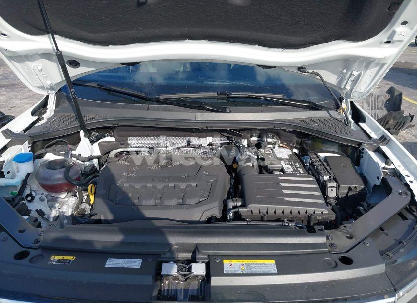 Photo 10 of 2024 Volkswagen Tiguan 2.0T WOLFSBURG EDITION (VIN 3VV6B7AX8RM214044)