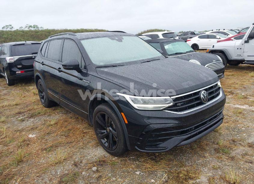 2023 Volkswagen Tiguan 2.0T SE R-LINE BLACK (VIN 3VV8B7AX0PM014491) main photo
