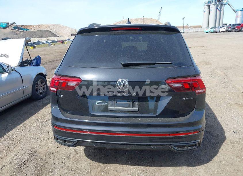 Photo 16 of 2024 Volkswagen Tiguan 2.0T SE R-LINE BLACK (VIN 3VV8B7AX0RM233518)