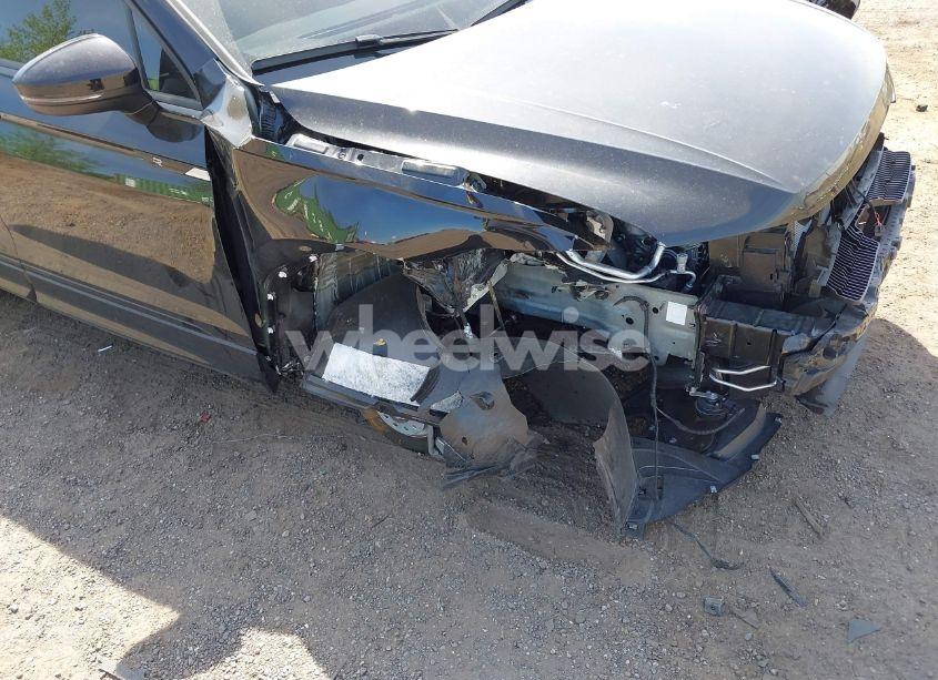 Photo 17 of 2024 Volkswagen Tiguan 2.0T SE R-LINE BLACK (VIN 3VV8B7AX0RM233518)