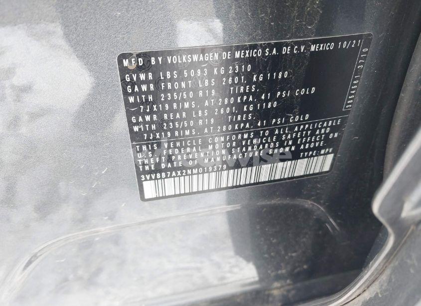 Photo 9 of 2022 Volkswagen Tiguan 2.0T SE R-LINE BLACK (VIN 3VV8B7AX2NM019379)