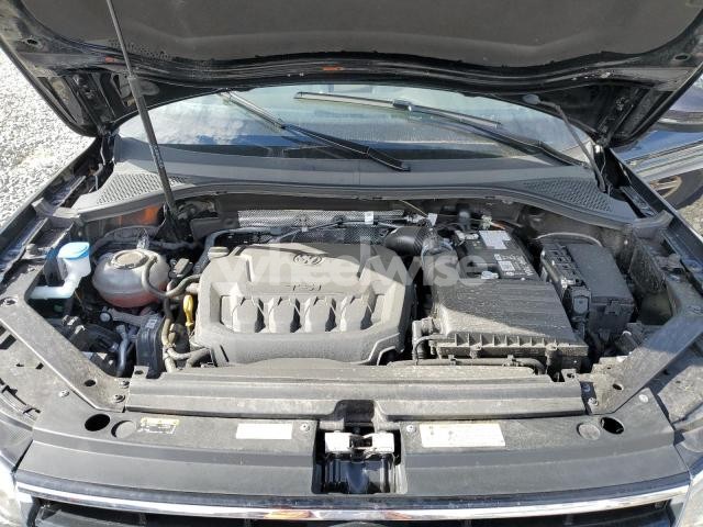 Photo 13 of 2024 VOLKSWAGEN TIGUAN SE R-LINE BLACK (VIN 3VV8B7AX3RM167093)