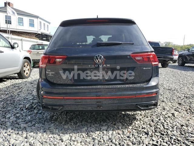 Photo 8 of 2024 VOLKSWAGEN TIGUAN SE R-LINE BLACK (VIN 3VV8B7AX3RM167093)