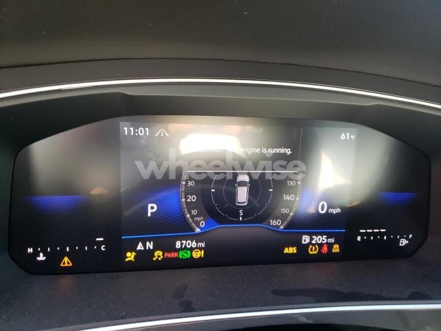 Photo 9 of 2024 VOLKSWAGEN TIGUAN SE R-LINE BLACK (VIN 3VV8B7AX3RM167093)