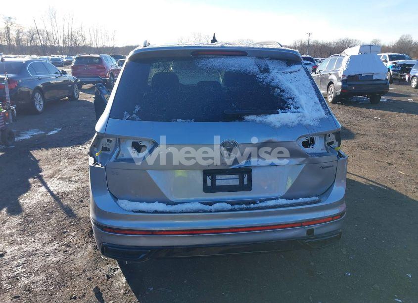 Photo 17 of 2022 Volkswagen Tiguan 2.0T SE R-LINE BLACK (VIN 3VV8B7AX4NM048852)