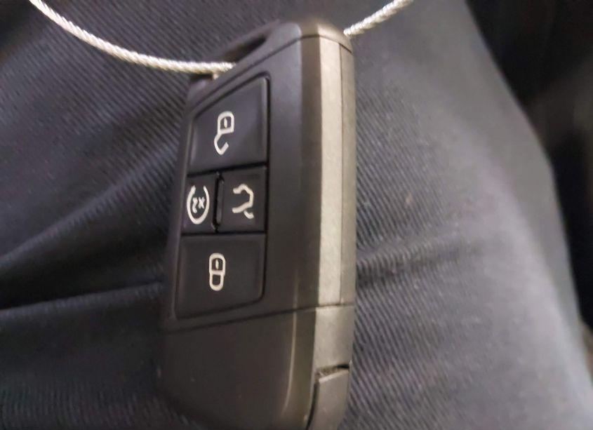 Photo 11 of 2022 Volkswagen Tiguan 2.0T SE R-LINE BLACK (VIN 3VV8B7AX6NM149374)