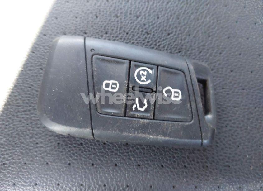 Photo 11 of 2024 Volkswagen Tiguan 2.0T SE R-LINE BLACK (VIN 3VV8B7AX7RM138695)