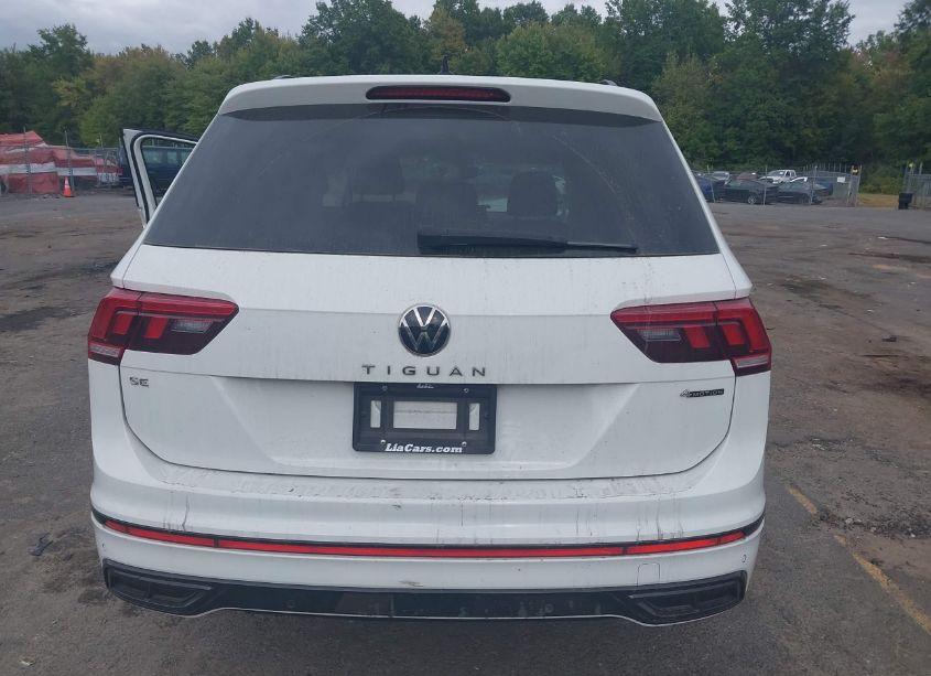 Photo 16 of 2022 Volkswagen Tiguan 2.0T SE R-LINE BLACK (VIN 3VV8B7AX8NM033982)