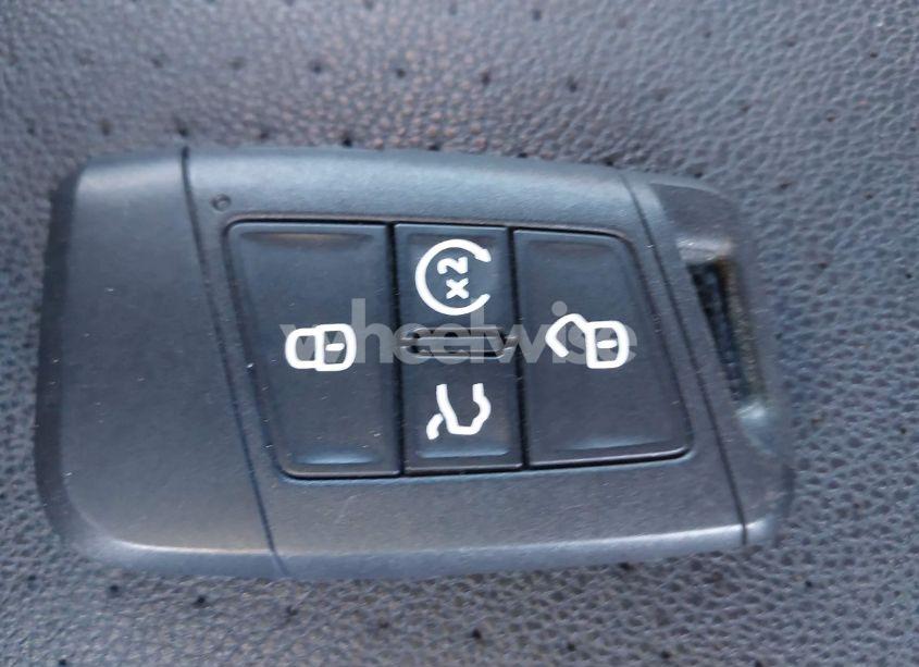 Photo 11 of 2023 Volkswagen Tiguan 2.0T SE R-LINE BLACK (VIN 3VV8B7AX8PM013931)