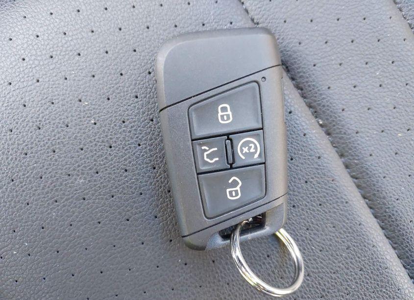 Photo 11 of 2023 Volkswagen Tiguan 2.0T SE R-LINE BLACK (VIN 3VV8B7AX9PM053631)