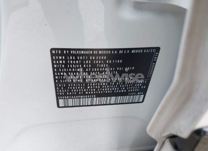 Photo 9 of 2023 Volkswagen Tiguan 2.0T SE R-LINE BLACK (VIN 3VV8B7AX9PM086225)