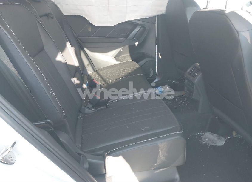 Photo 8 of 2024 Volkswagen Tiguan 2.0T SE R-LINE BLACK (VIN 3VV8B7AX9RM037707)