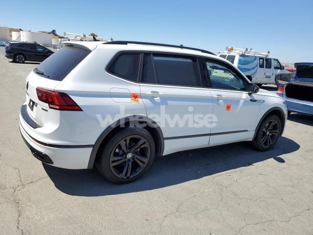 2024 VOLKSWAGEN TIGUAN SE R-LINE BLACK (VIN 3VV8B7AXXRM105061) main photo