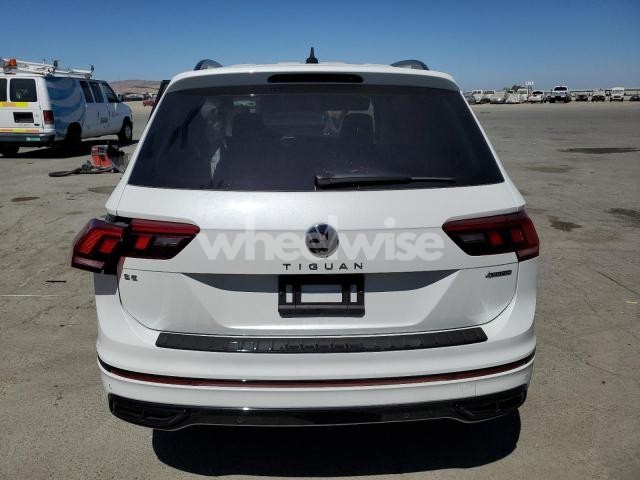 Photo 4 of 2024 VOLKSWAGEN TIGUAN SE R-LINE BLACK (VIN 3VV8B7AXXRM105061)