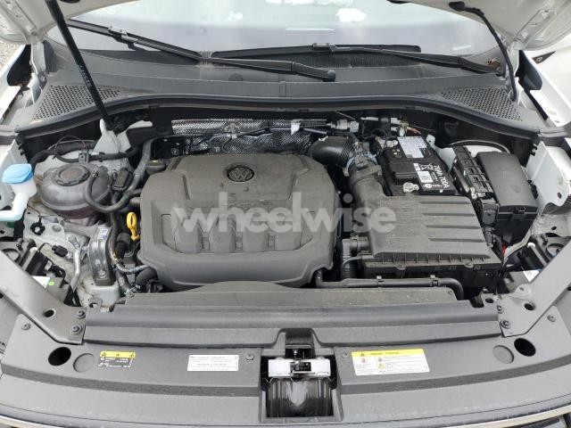 Photo 13 of 2024 VOLKSWAGEN TIGUAN SE R-LINE BLACK (VIN 3VV8B7AXXRM194808)