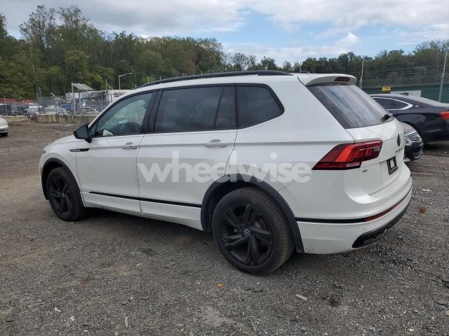 Photo 8 of 2024 VOLKSWAGEN TIGUAN SE R-LINE BLACK (VIN 3VV8B7AXXRM194808)