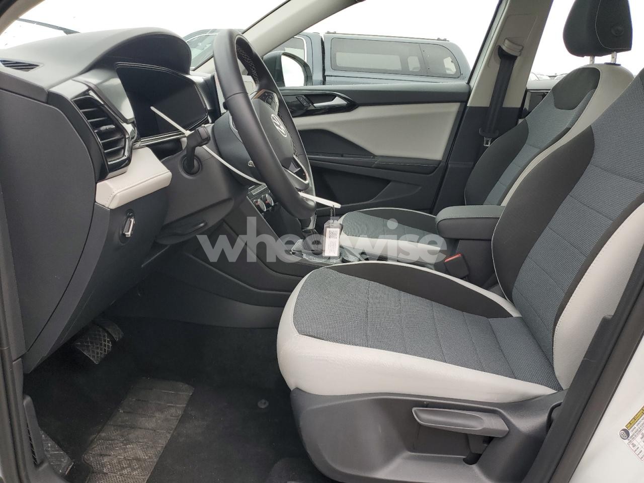 Photo 7 of 2025 VOLKSWAGEN TAOS S (VIN 3VV8C7B23SM044755)