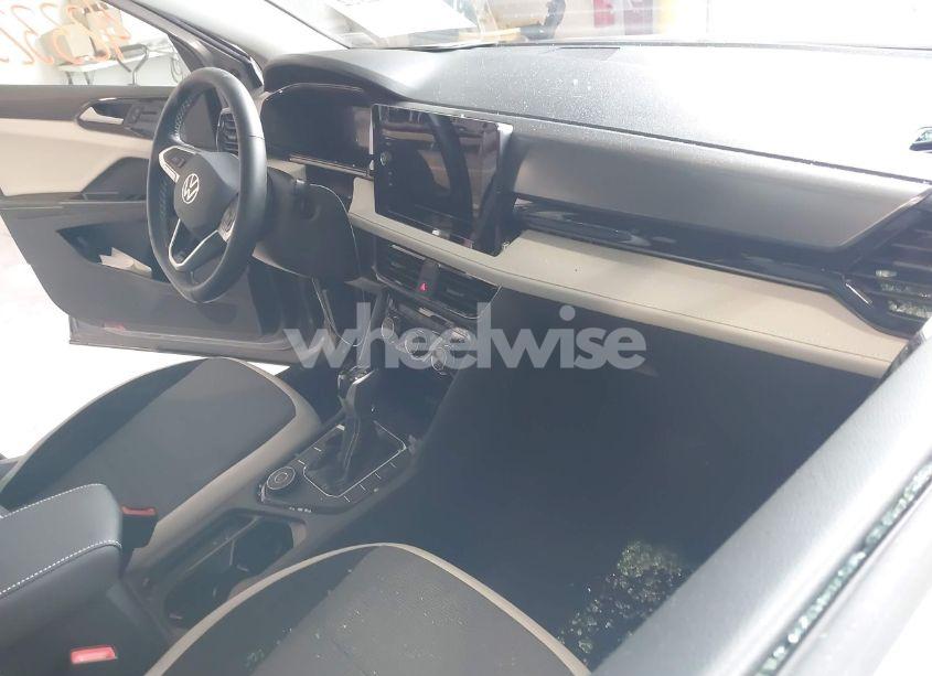 Photo 5 of 2025 Volkswagen Taos 1.5T S (VIN 3VV8C7B24SM030914)