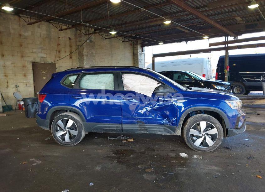 Photo 13 of 2024 Volkswagen Taos 1.5T S (VIN 3VV8X7B22RM118827)