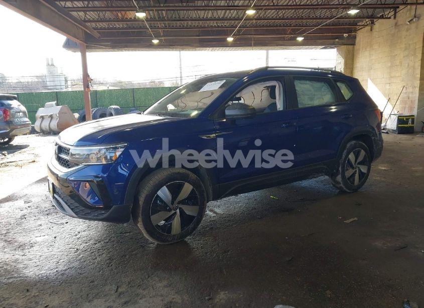 Photo 2 of 2024 Volkswagen Taos 1.5T S (VIN 3VV8X7B22RM118827)