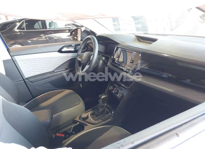 Photo 5 of 2024 Volkswagen Taos 1.5T S (VIN 3VV8X7B22RM118827)