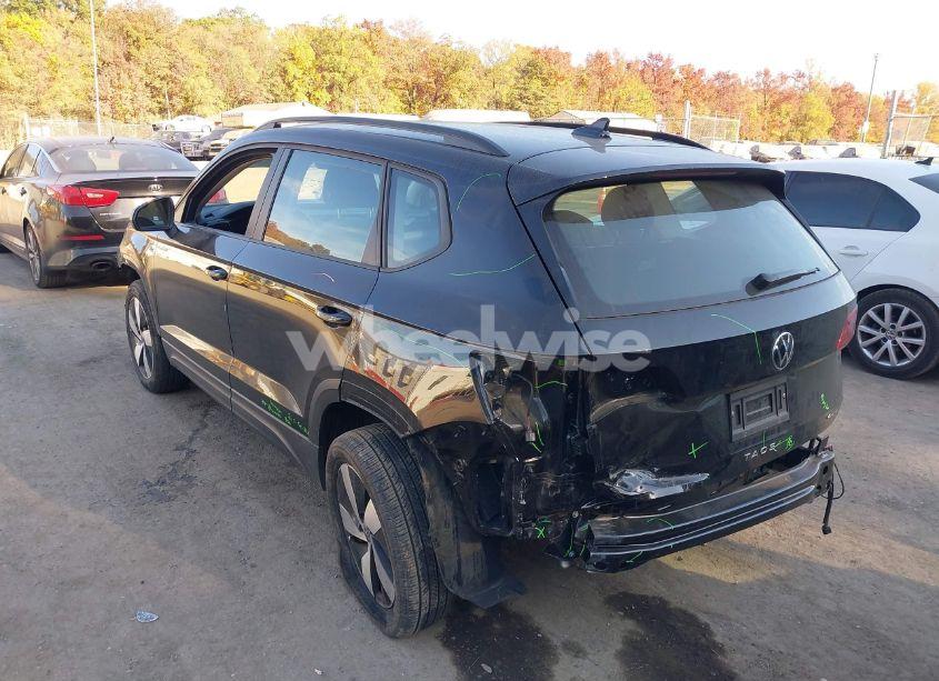 Photo 3 of 2024 Volkswagen Taos 1.5T S (VIN 3VV8X7B23RM033916)