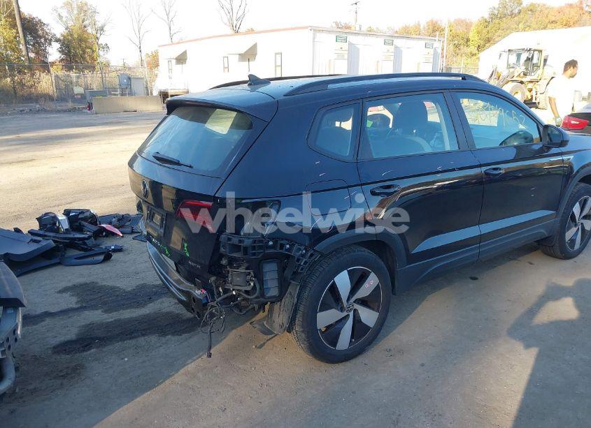 Photo 4 of 2024 Volkswagen Taos 1.5T S (VIN 3VV8X7B23RM033916)