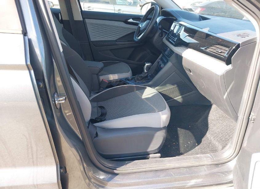 Photo 5 of 2024 Volkswagen Taos 1.5T S (VIN 3VV8X7B23RM062591)