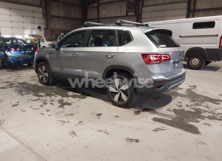Photo 3 of 2024 Volkswagen Taos 1.5T S (VIN 3VV8X7B26RM039791)