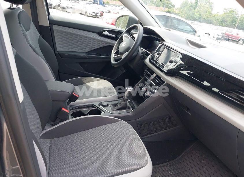 Photo 5 of 2024 Volkswagen Taos 1.5T S (VIN 3VV8X7B26RM058437)