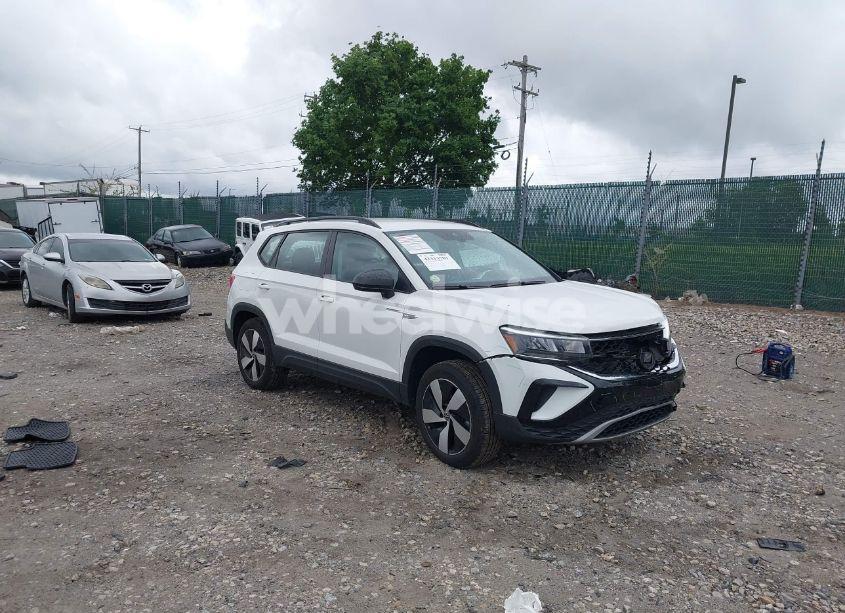 2024 Volkswagen Taos 1.5T S (VIN 3VV8X7B26RM069597) main photo