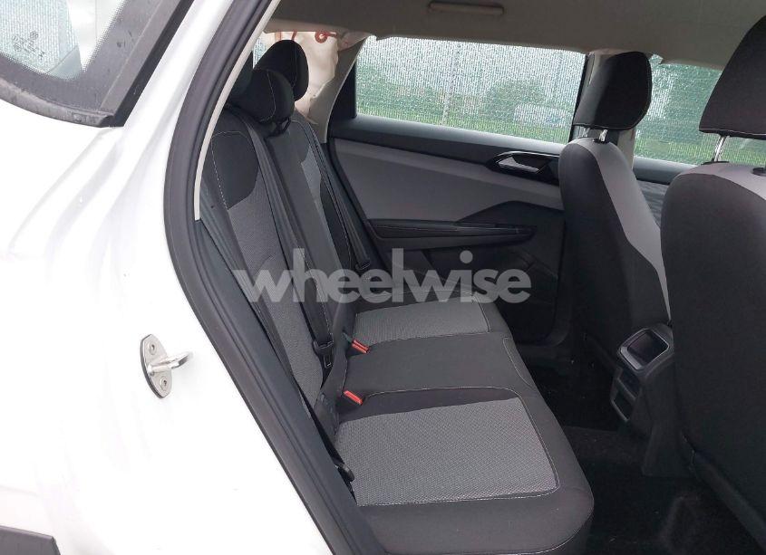 Photo 8 of 2024 Volkswagen Taos 1.5T S (VIN 3VV8X7B26RM069597)