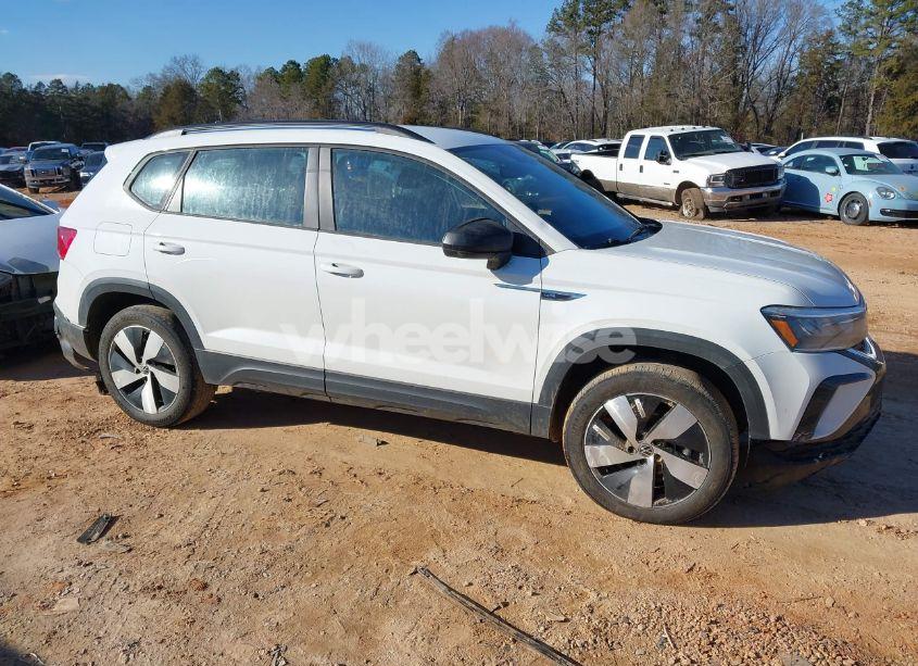 Photo 13 of 2024 Volkswagen Taos 1.5T S (VIN 3VV8X7B27RM050914)