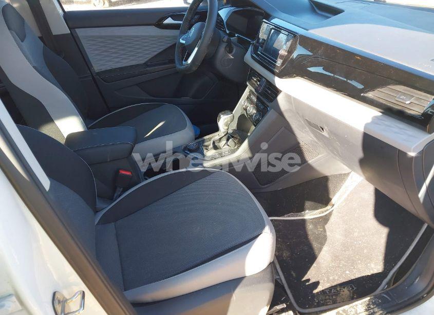 Photo 5 of 2024 Volkswagen Taos 1.5T S (VIN 3VV8X7B27RM050914)