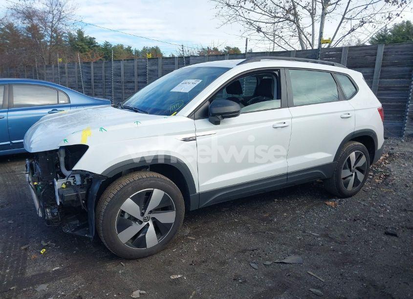 Photo 15 of 2024 Volkswagen Taos 1.5T S (VIN 3VV8X7B28RM069925)